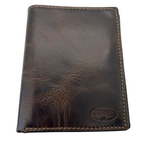 COW HIDE LEATHER Fossil Tri-Fold Brown Leather Wallet